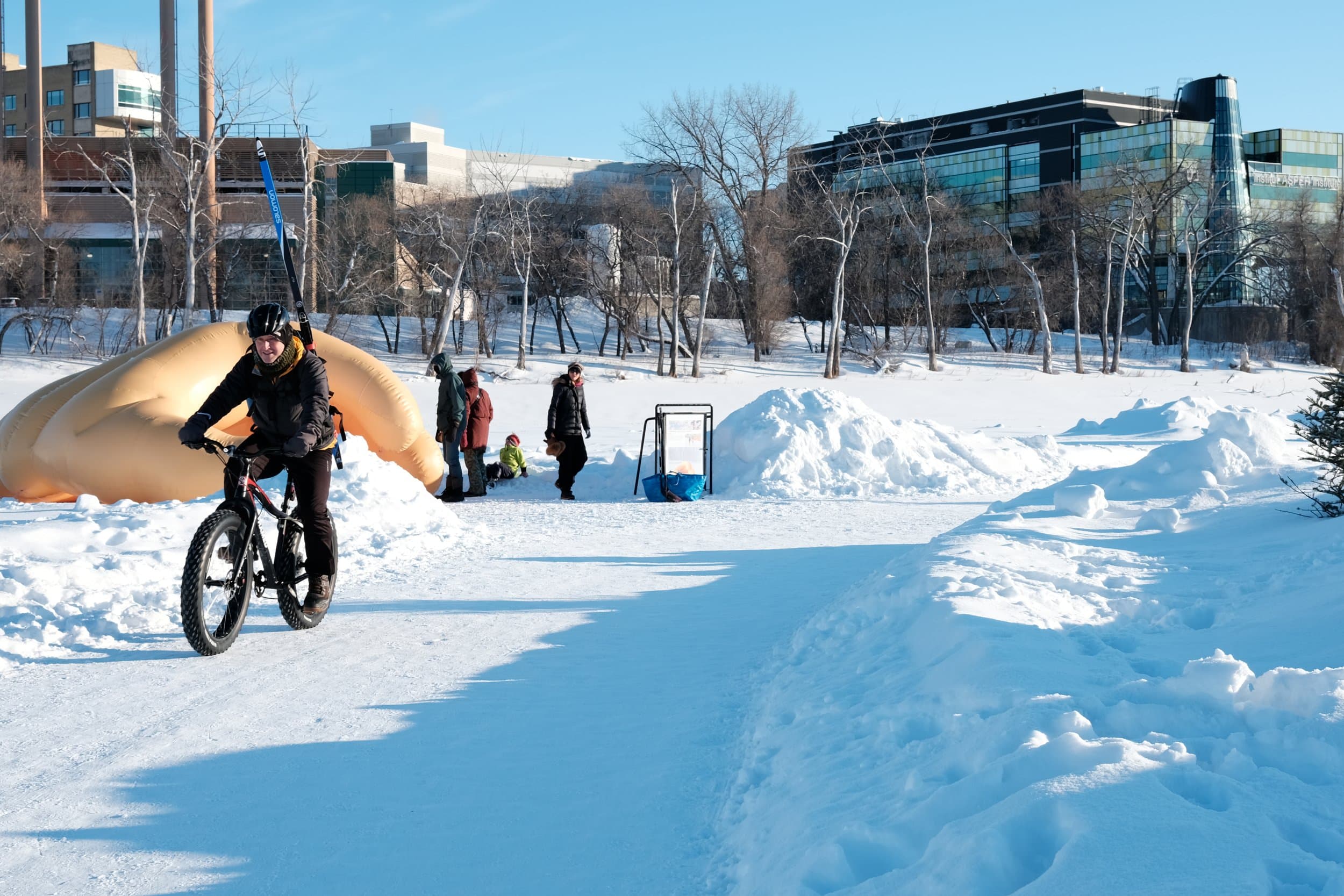 Managing Workplace Outside Spaces in Winter