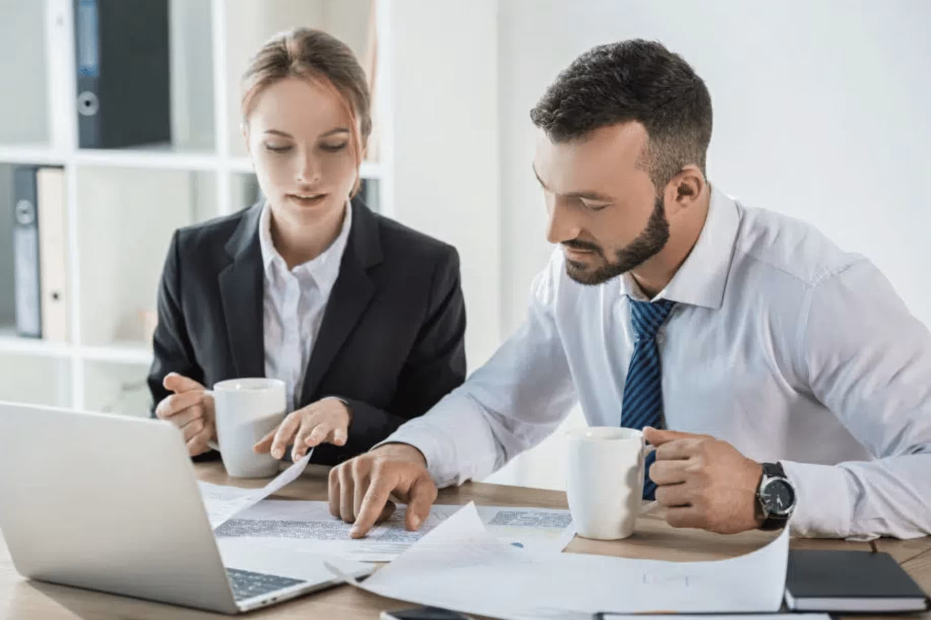 The Definitive Guide to Accounting Recruiting Firms: Outranking the Competition