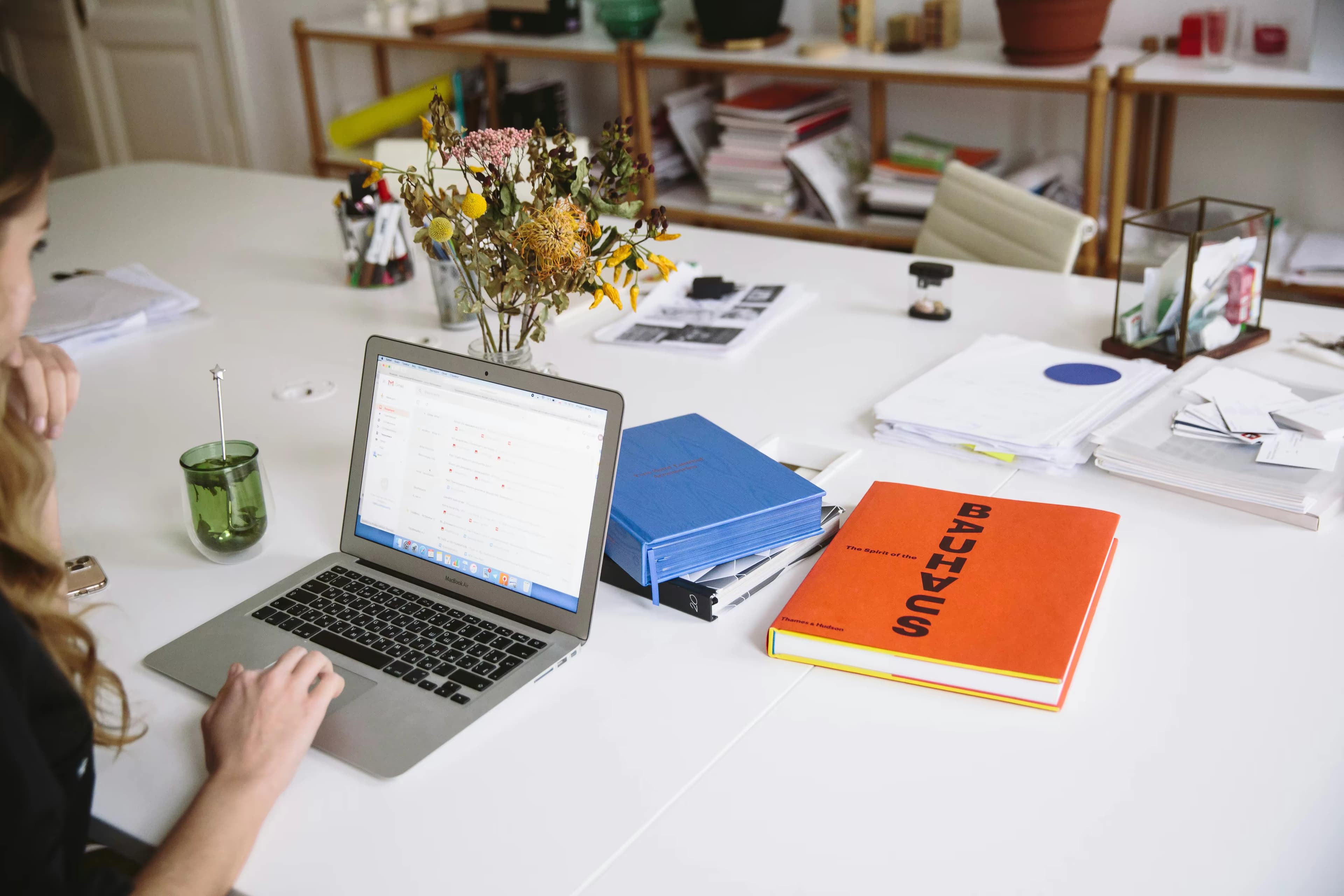 A Guide To Outsourcing HR Tasks for Small Businesses