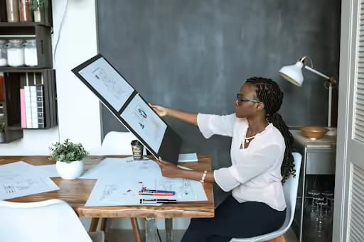 8 Strategies for Setting and Achieving Career Goals