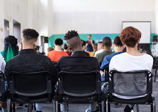 Top Approaches for Supporting Flexible Device Use in Learning Spaces