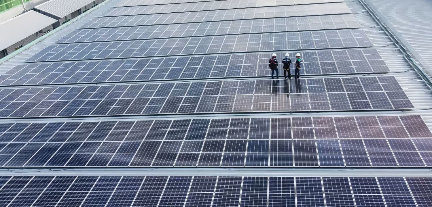 How to Choose the Right Commercial PV Panel Solution in 2026?