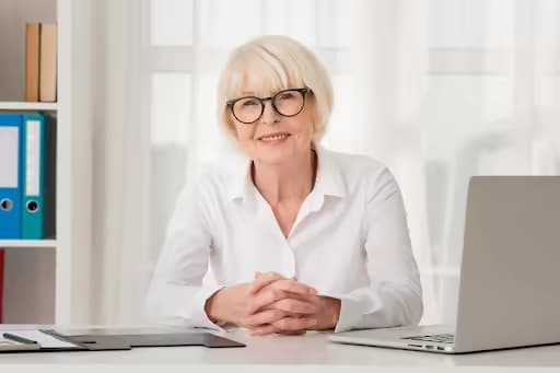 Helping Senior Employees Make Sense of Benefits, Claims, and Compensation Availability