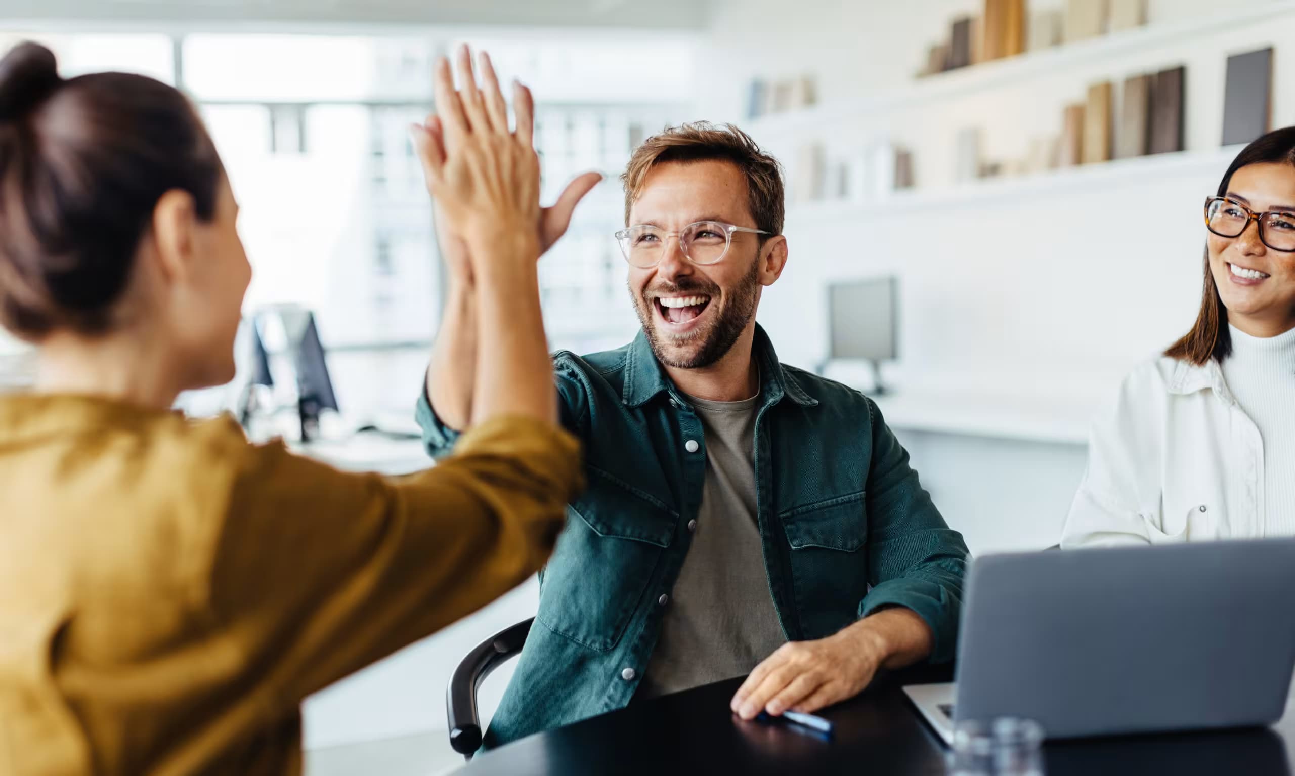 How Growing Teams Lose Efficiency — and How Software Restores Structure