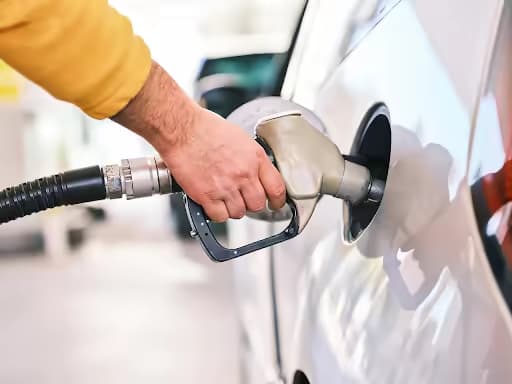 Why Fuel Delivery Services Are Becoming Essential for Businesses and Households